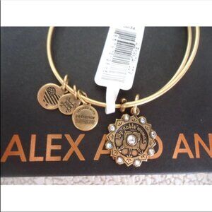 💞 NWT ALEX AND ANI - Maid of Honor Charm Bracelet   745